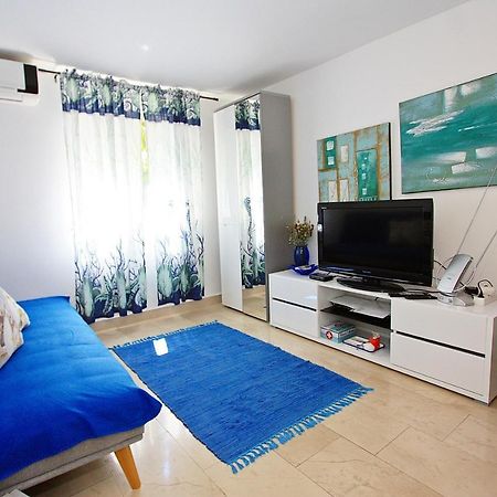 Apartment Zorica 수페타르 외부 사진