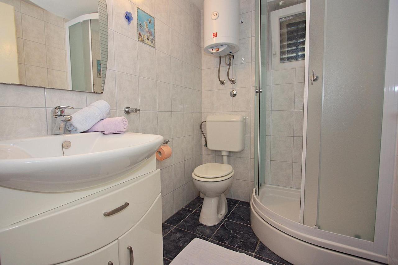 Apartment Zorica 수페타르 외부 사진