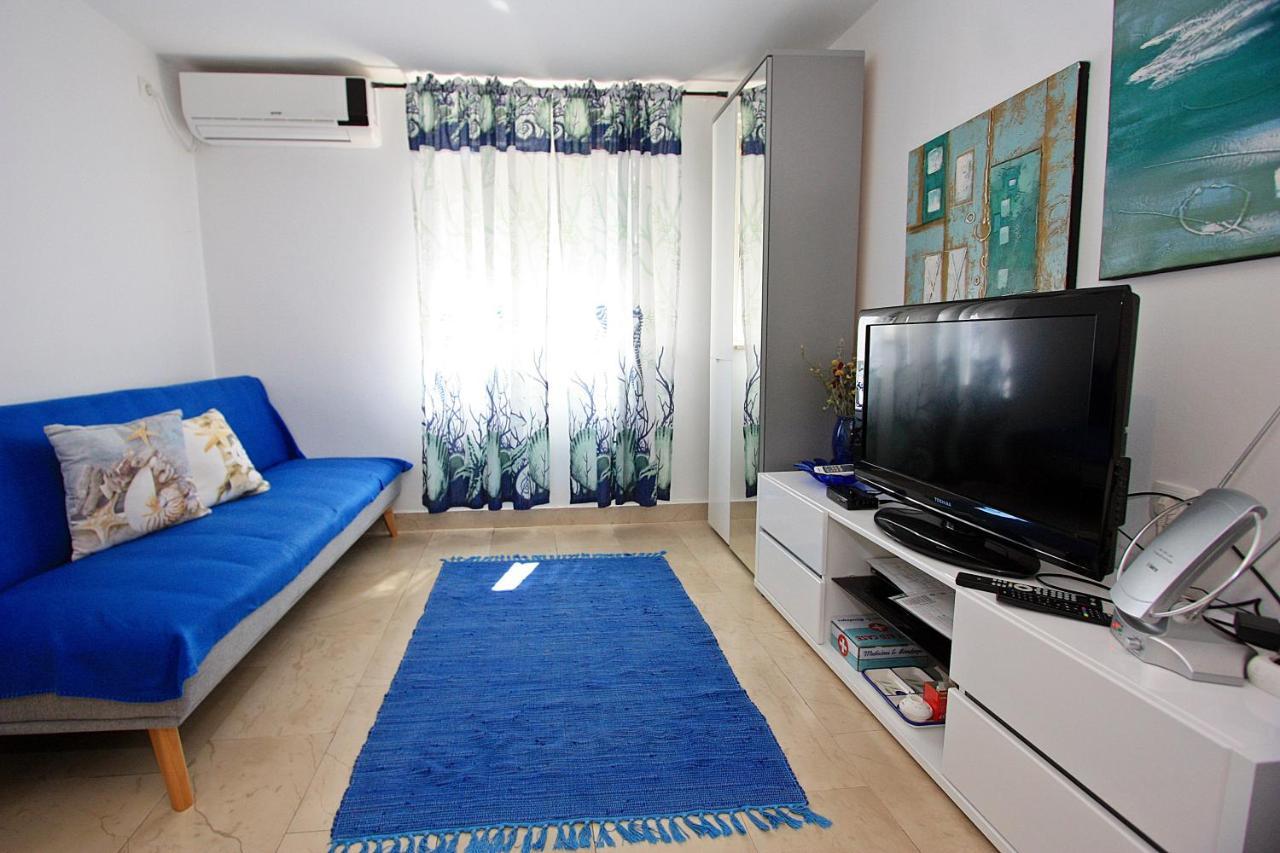 Apartment Zorica 수페타르 외부 사진
